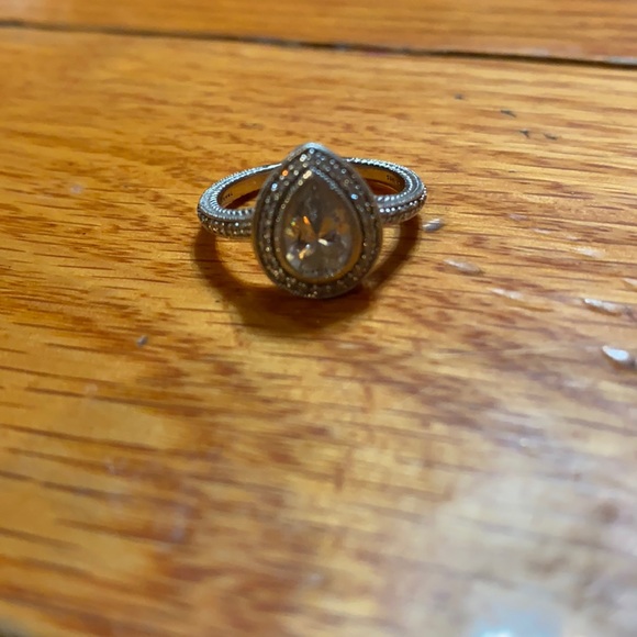 Judith Ripka Pear Shaped 1.40ct Diamonique Ring - Picture 4 of 5